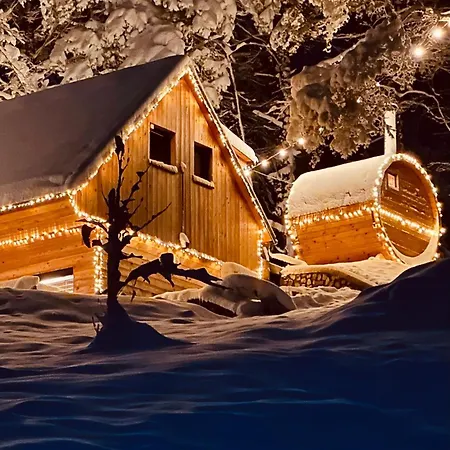 Romantic Cabin With Hot/cold Tub And Finnish Sauna Počitniška hiša