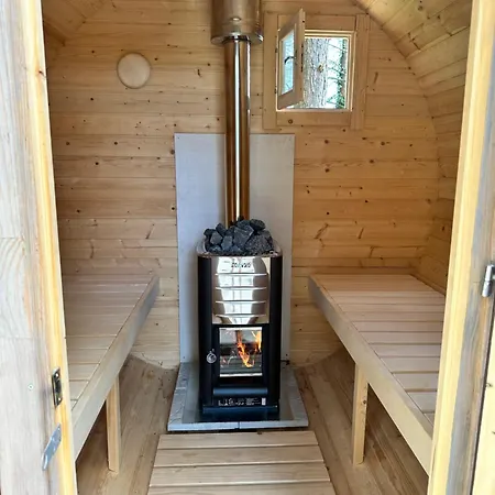Romantic Cabin With Hot/cold Tub And Finnish Sauna *